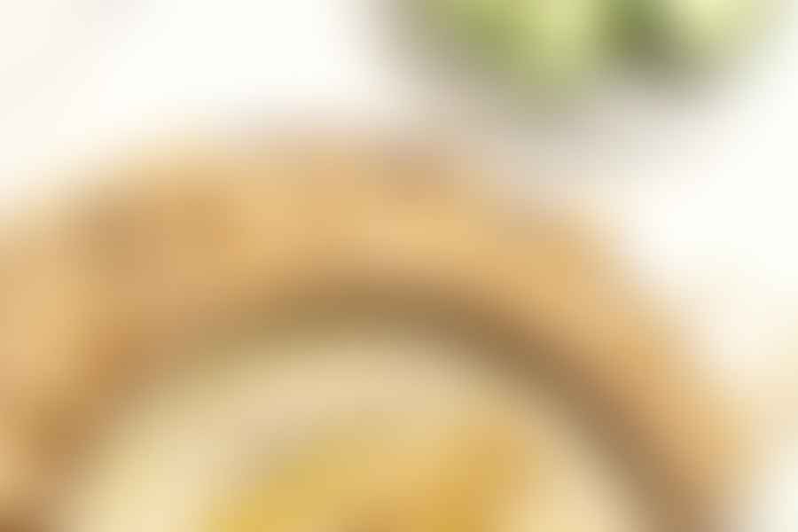 toasted pine nuts